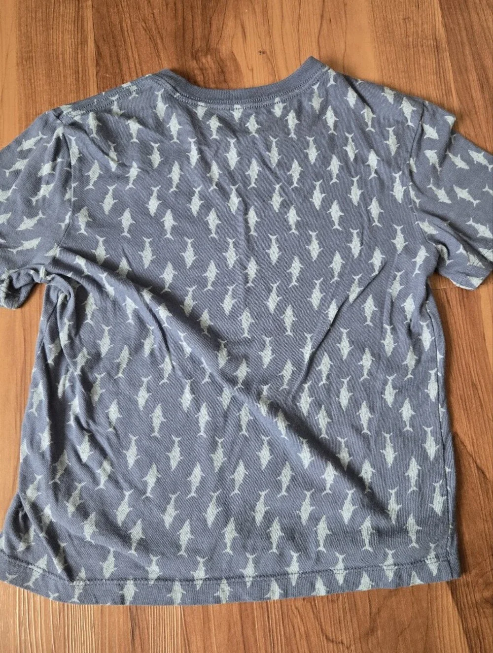 Set of Size 8 Kids Shark Graphic Tee & Shark-Print Top Old Navy Blue White VGUC